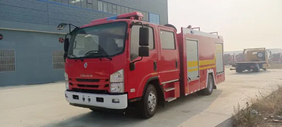 Camión de lucha contra incendios con tanque de agua y espuma de marca japonesa 5000L 8000L Equipo de lucha contra incendios Camión especial con buena calidad